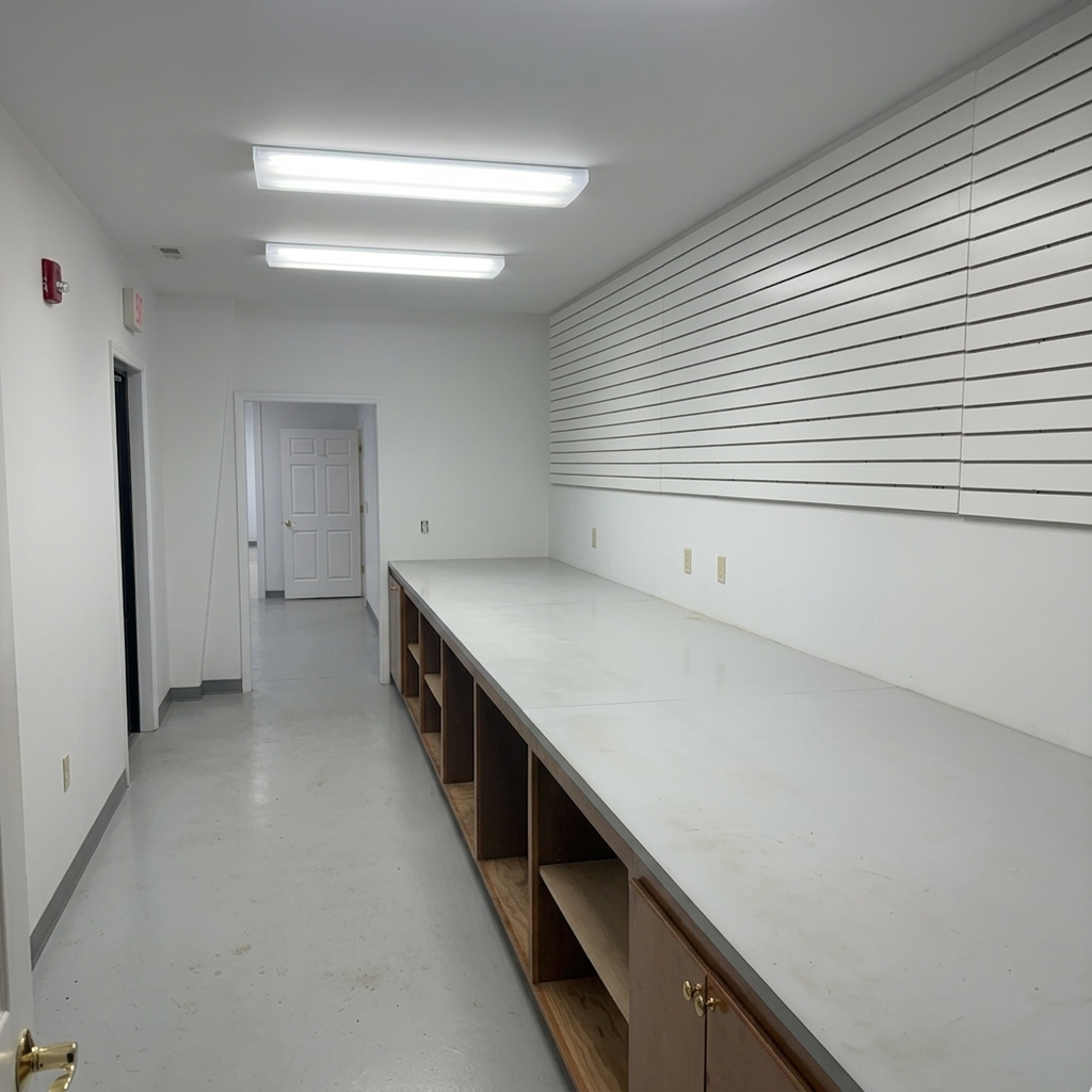 1241 Fallston Rd — Work counter room